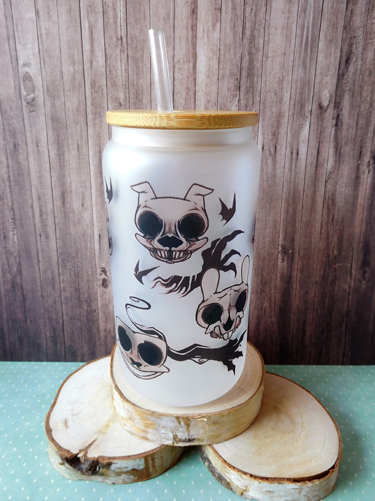 Animal Skulls glass tumbler