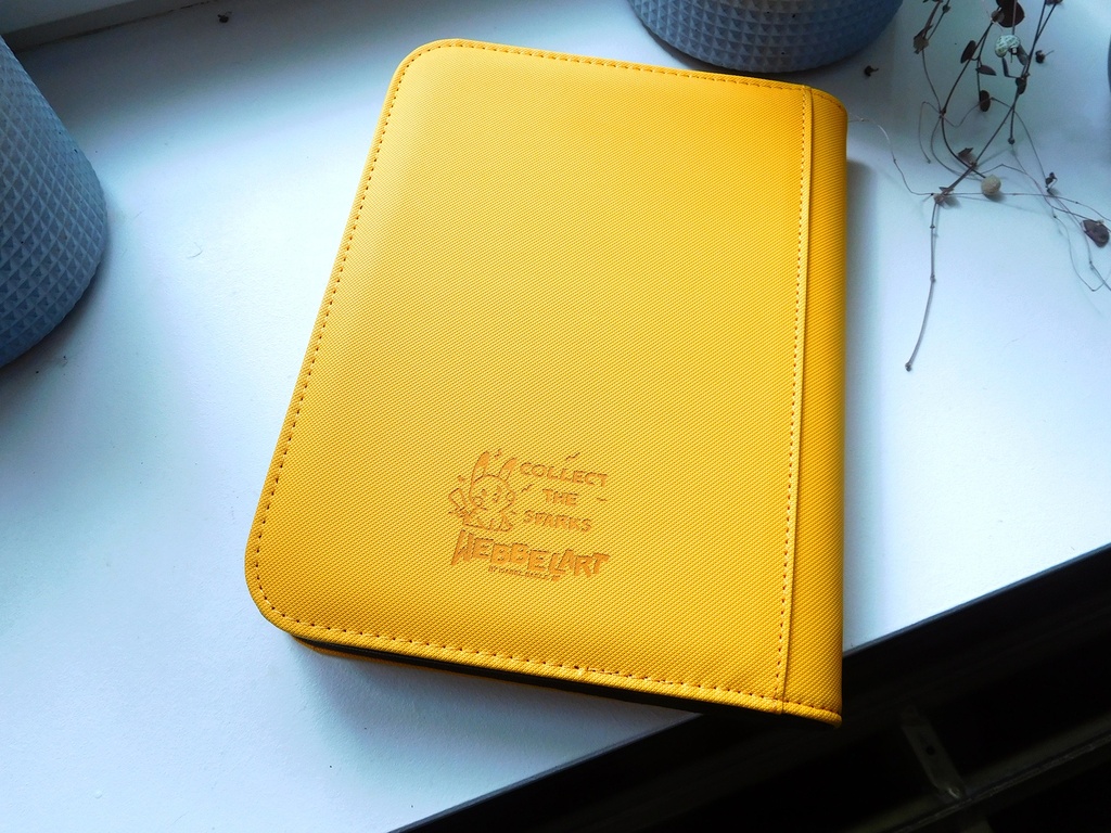 Pikachu 4 sleeves Binder