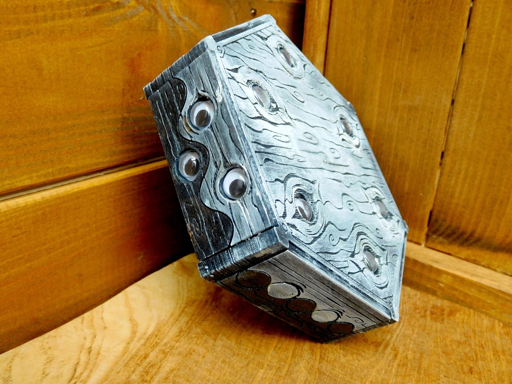 Dice Tray - Grey Googley eyed Mimic