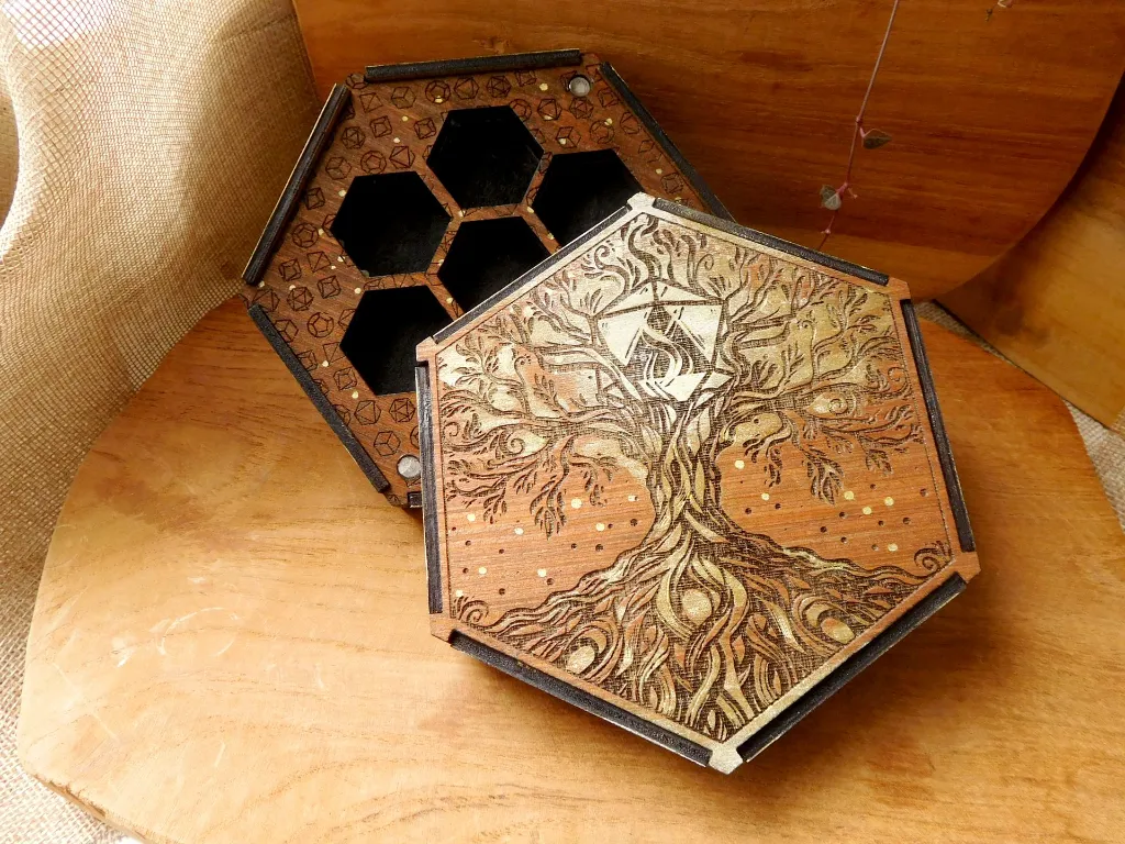 front and inside of dicetray