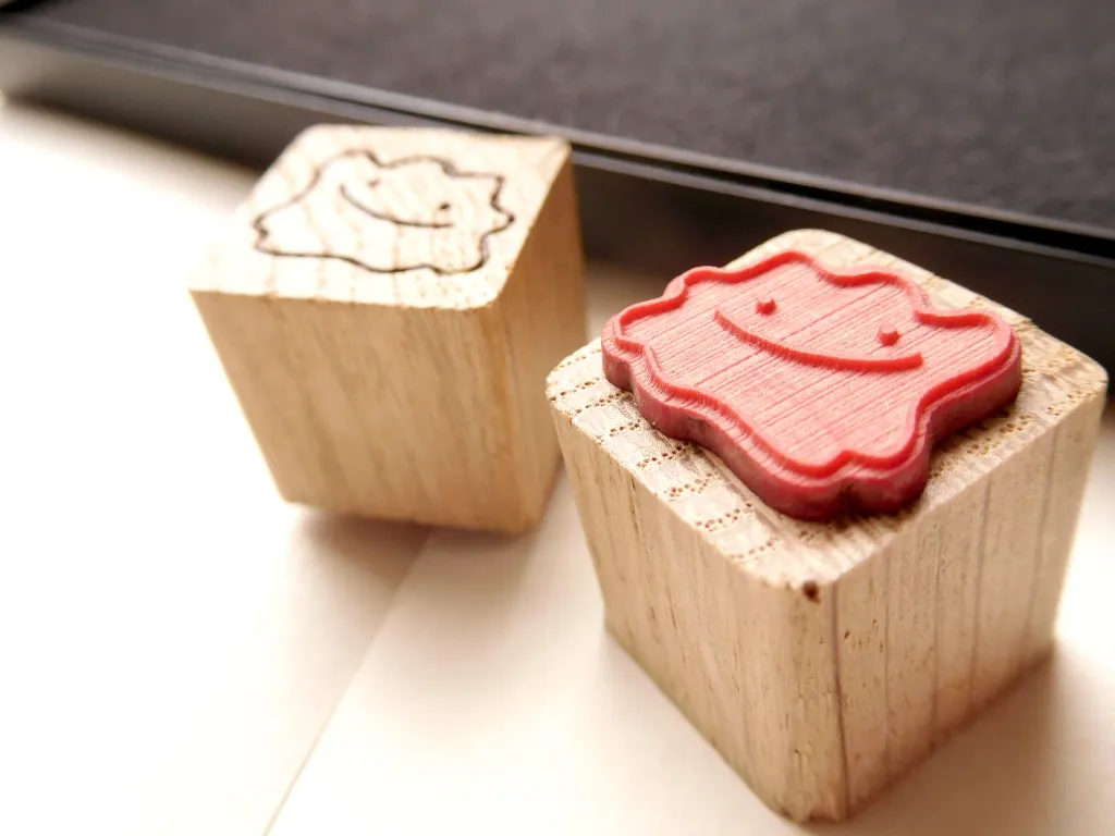 detail ditto stamp