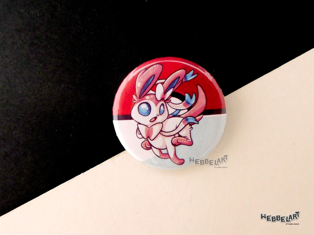 Button - Sylveon - 38mm Badge - #700 (Button)