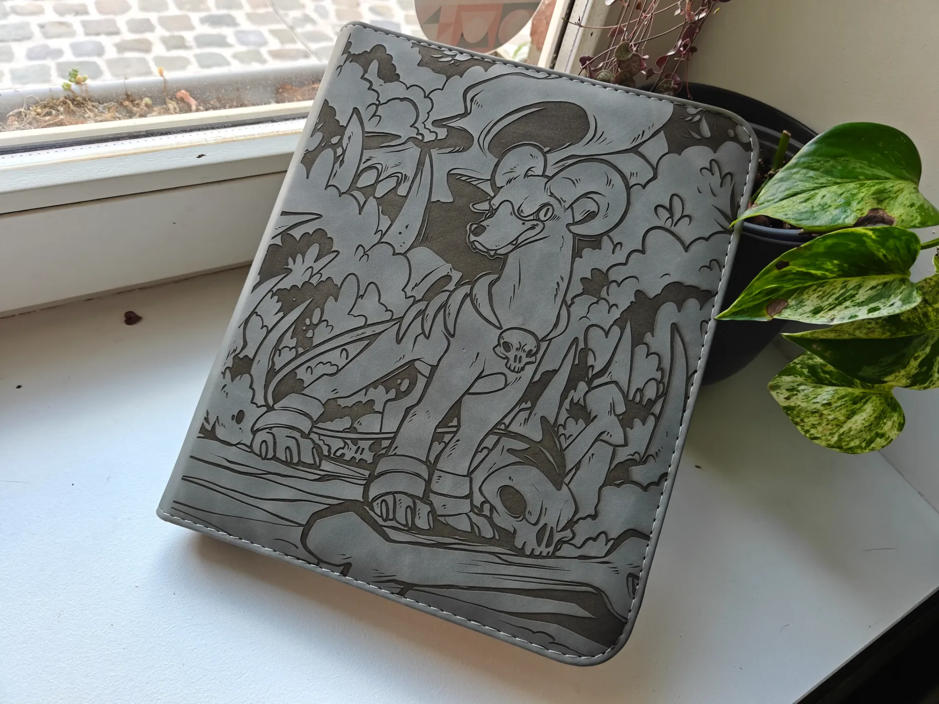 houndoom 4 sleeves Binder