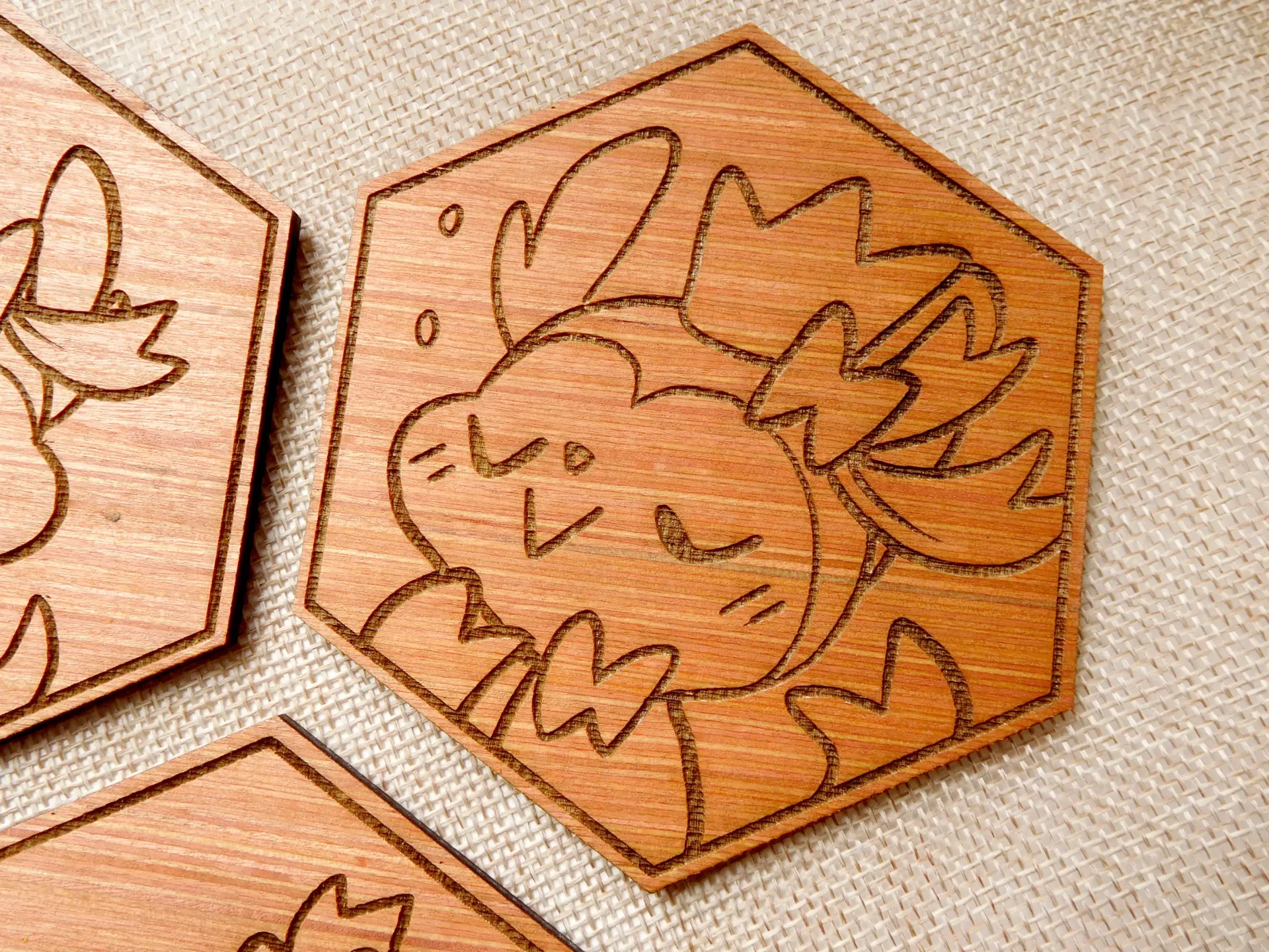 Wooden Coaster - Queen Sylveon