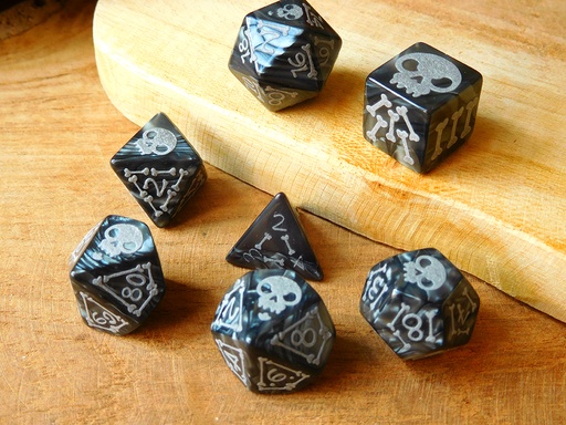 Dice Set - Skully Bone