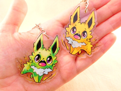 Pokemon Jolteon - Eeveelution fanart - Acrylic keychain